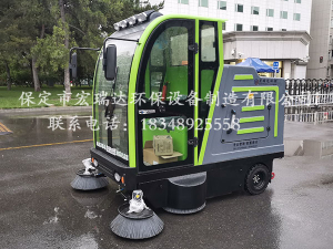 保定宏瑞达2150电动扫地车助力安徽阜阳市政道路的清扫工作
