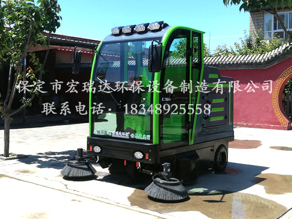保定宏瑞达2150物业清扫车助力广东潮汕小区的物业清洁