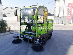 保定宏瑞达电动清扫车在甘肃嘉峪关市农贸市场上岗